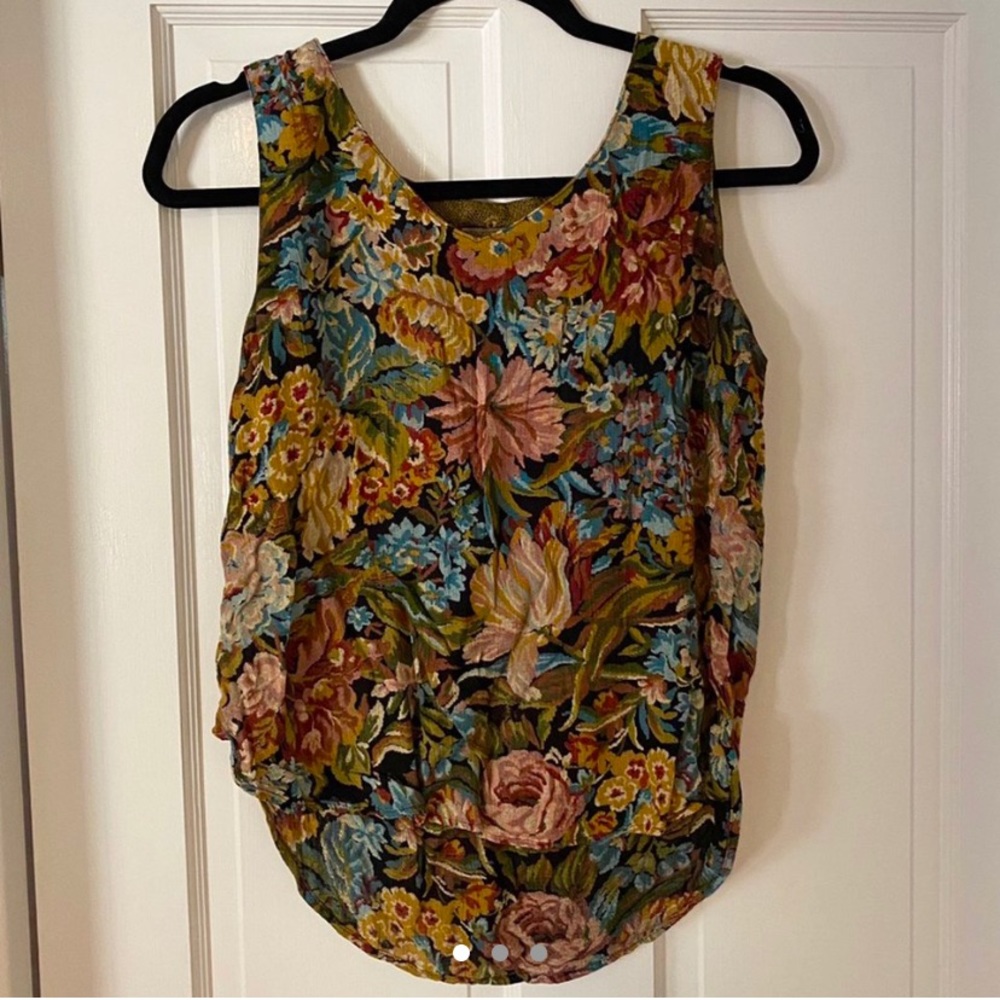 vintage, 1990’s, floral print top ❣️